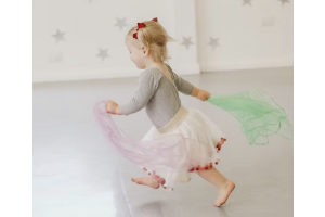 FRI ACRO ADVENTURE - 3-5yrs - ERINA - 12:15